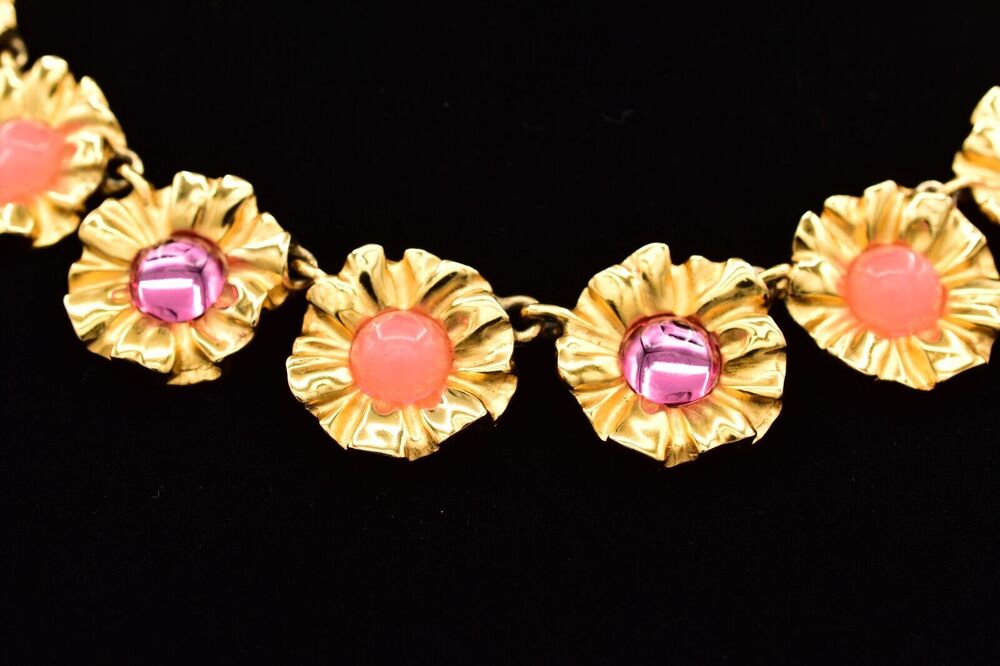 Givenchy Vintage Cabochon Flower Necklace Collar Pink Brushed Gold Signed BinBC